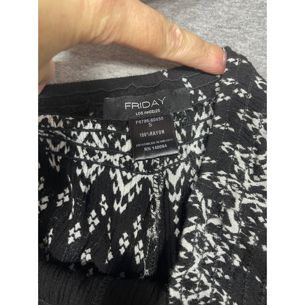 Women's Friday Black & White Printed Pants Size S Pull on Y2K - Picture 2 of 3
